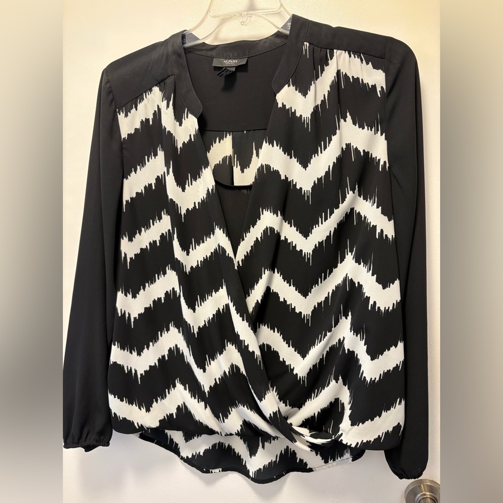 Alfani Surplice High Low blouse (18W)